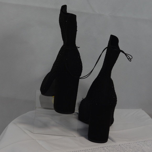 Black Crystal Booties SZ 9 NWT MIA - Picture 4 of 11